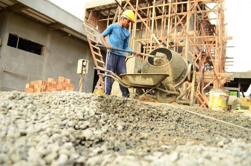 Índice de confiança da construção civil aumenta 5,2 pontos e atinge melhor patamar desde janeiro desse ano