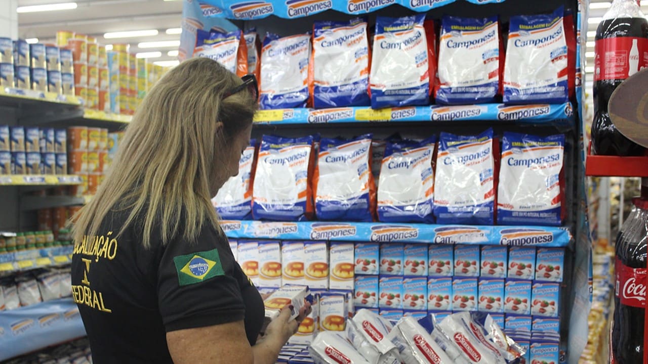 Ipem fiscaliza produtos da cesta básica em atacadistas de Cuiabá e VG